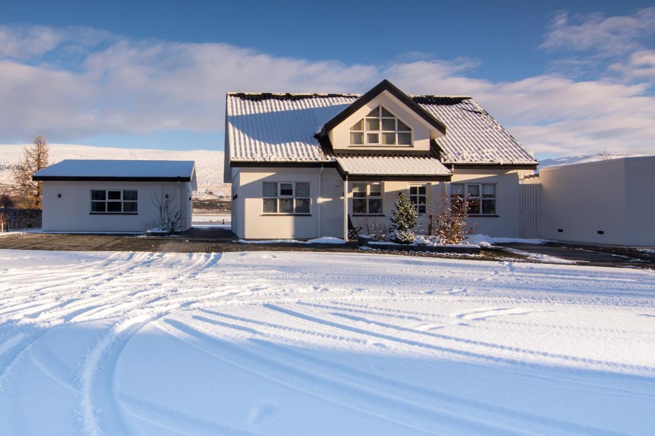 Old Town Modern Apartment Акурейри Екстериор снимка